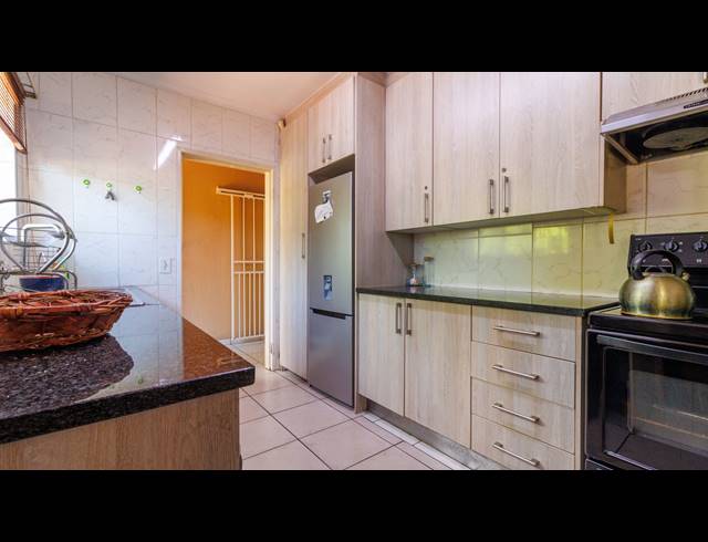 4 BEDROOM FREESTANDING FOR SALE IN MULBARTON